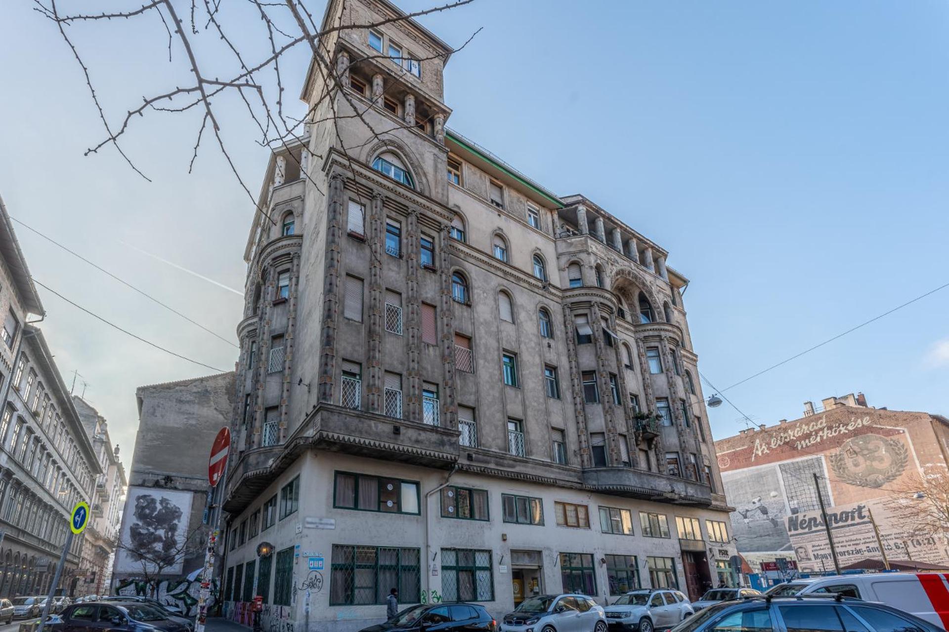 Suite Apartment Hidden Gem Next Synagogue - A, Budapest